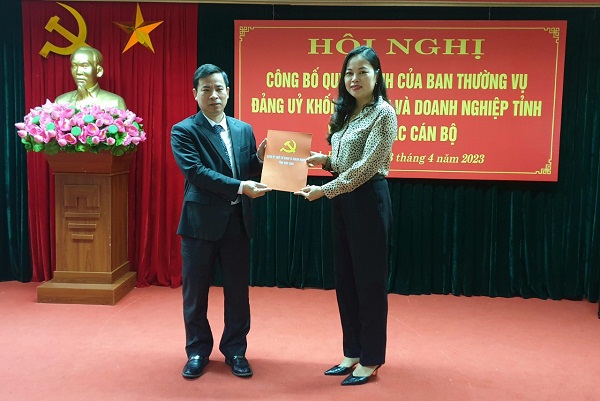 Công bố Quyết định của Ban Thường vụ Đảng ủy Khối Cơ quan và Doanh nghiệp tỉnh về công tác cán bộ