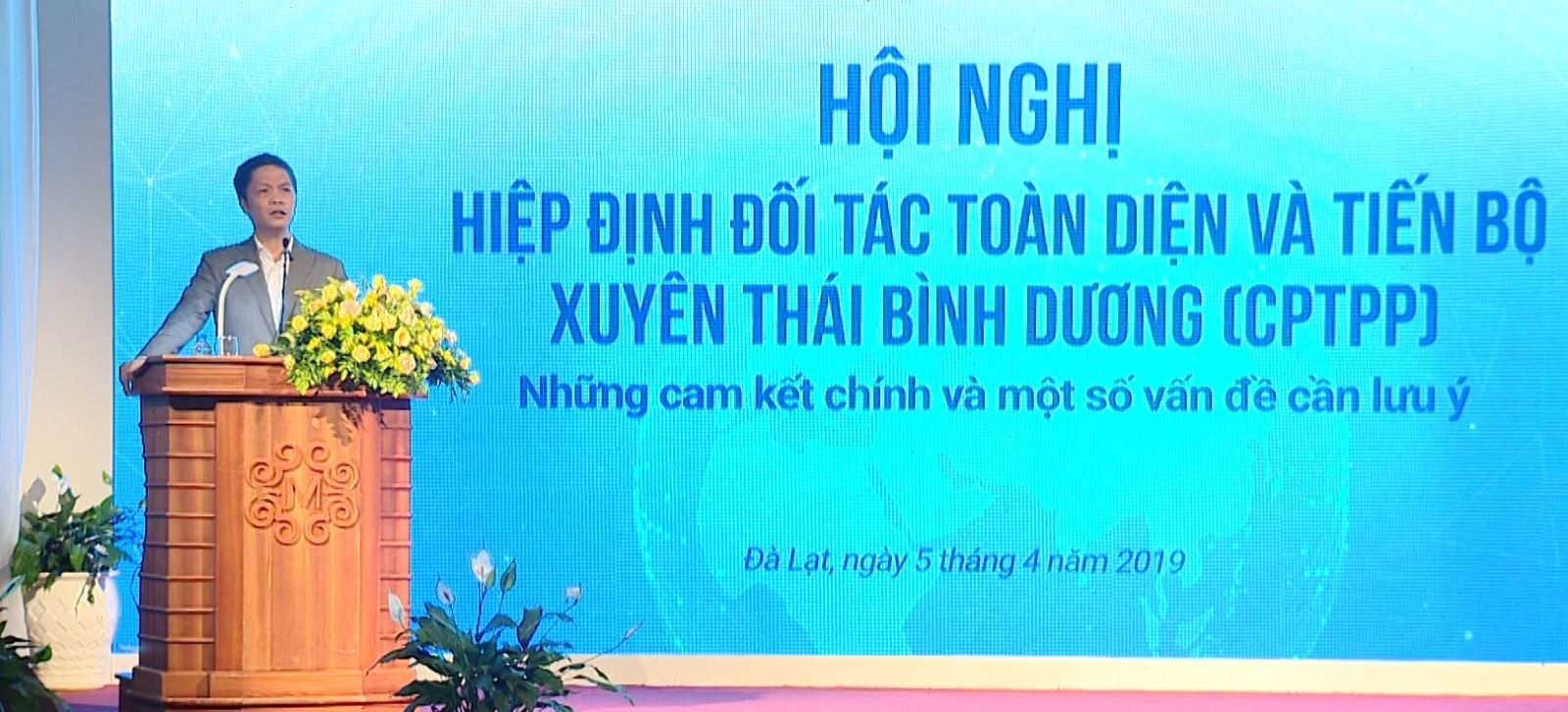 Tăng cường kiểm tra về quản lý và kinh doanh đối với các trung tâm thương mại và siêu thị